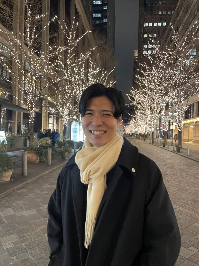 あきと先生の笑顔